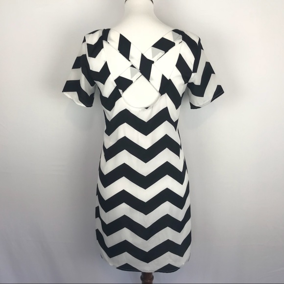 My Story black white chevron cross cross back dress - Picture 2 of 6